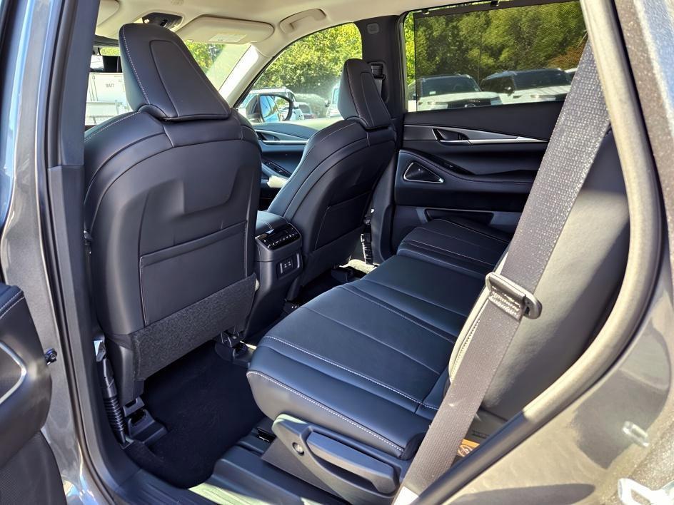 new 2026 INFINITI QX60 car, priced at $59,995