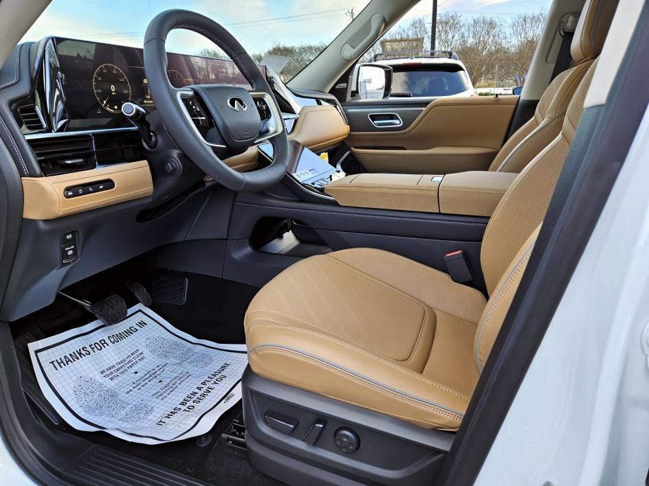 new 2025 INFINITI QX80 car, priced at $96,100
