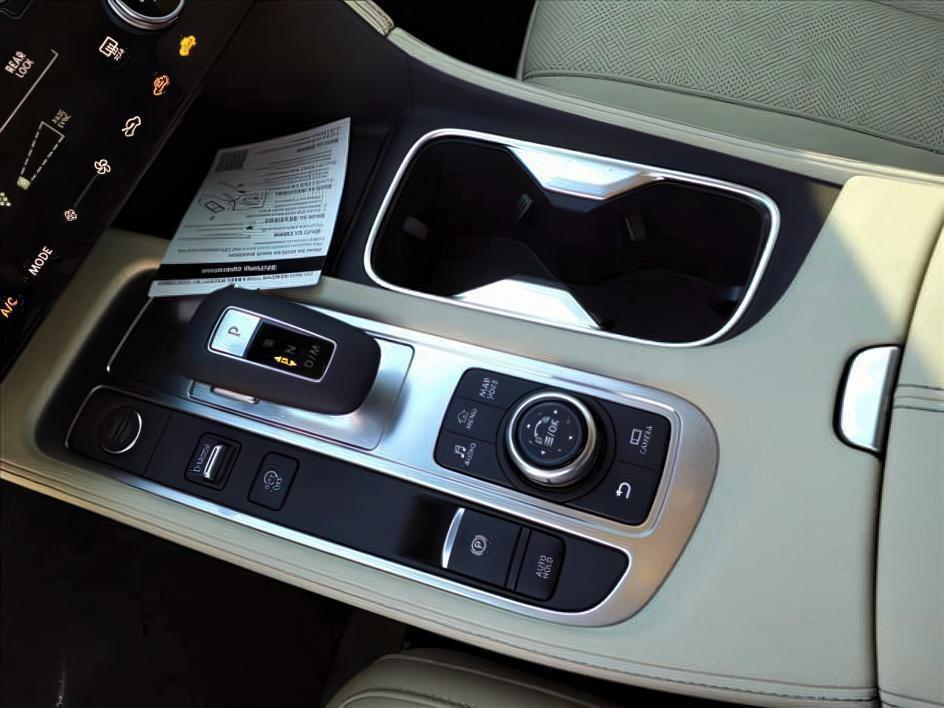 new 2025 INFINITI QX60 car, priced at $65,495
