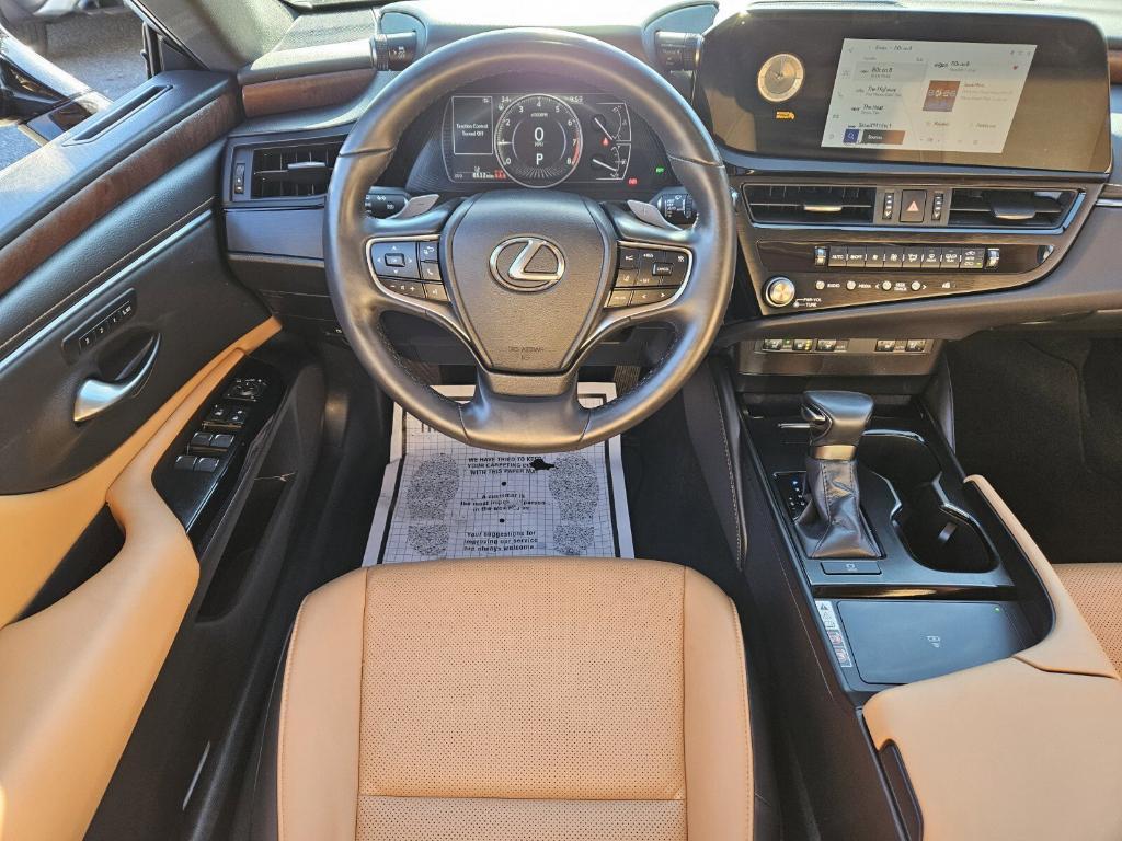 used 2024 Lexus ES 250 car, priced at $39,500