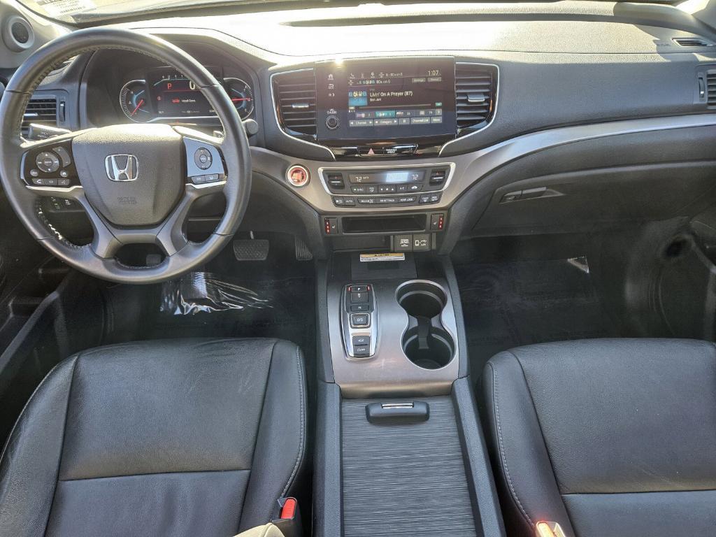 used 2022 Honda Pilot car, priced at $27,999