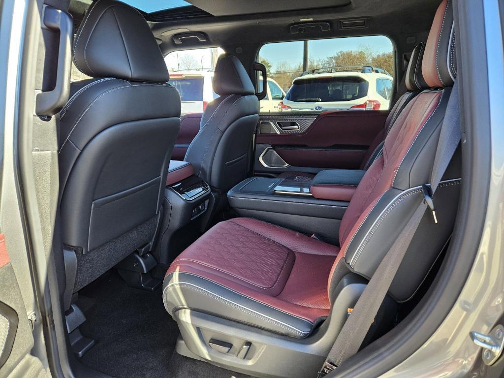 new 2025 INFINITI QX80 car, priced at $114,470