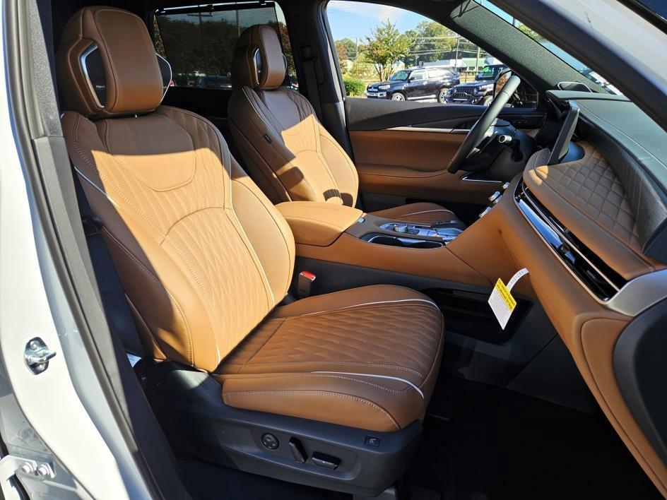new 2026 INFINITI QX60 car, priced at $70,725