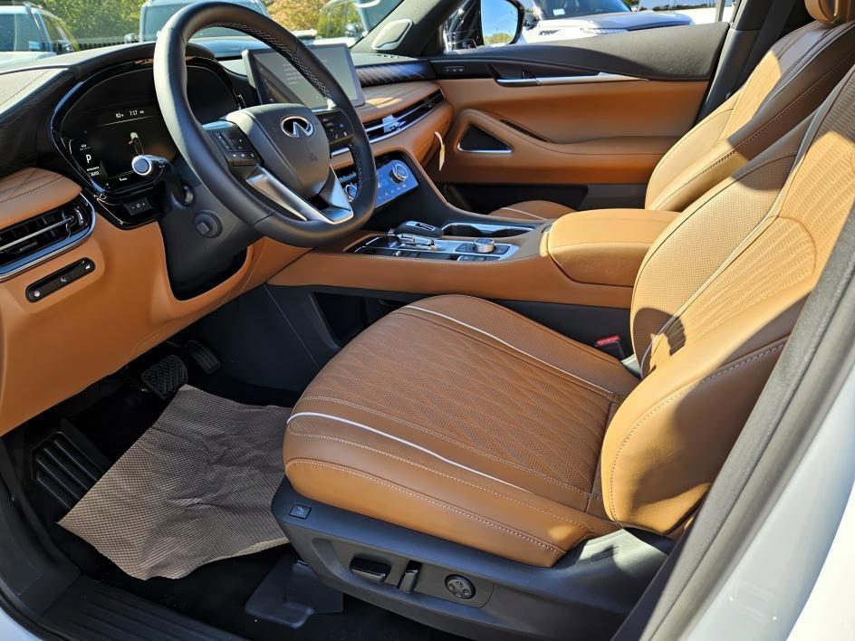 new 2026 INFINITI QX60 car, priced at $70,725