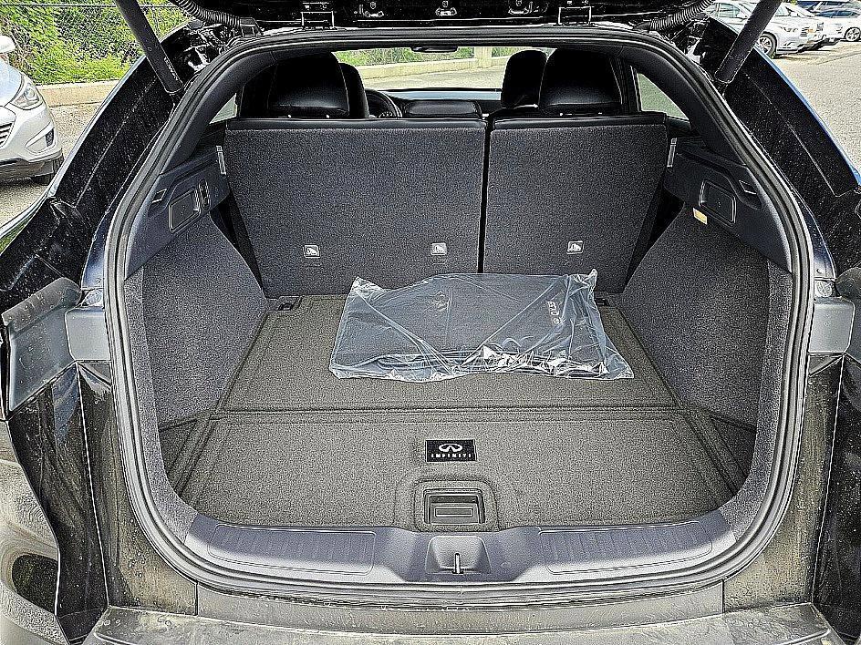 new 2025 INFINITI QX55 car, priced at $51,101