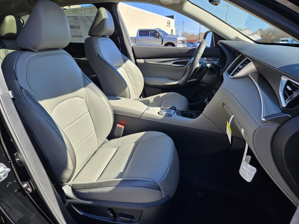 new 2025 INFINITI QX50 car, priced at $47,402