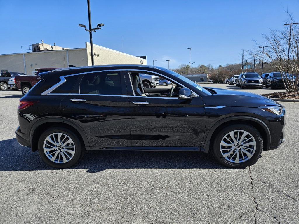 new 2025 INFINITI QX50 car, priced at $47,402