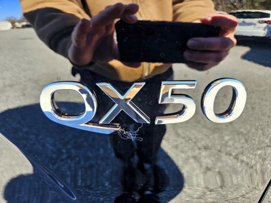 new 2025 INFINITI QX50 car, priced at $47,402