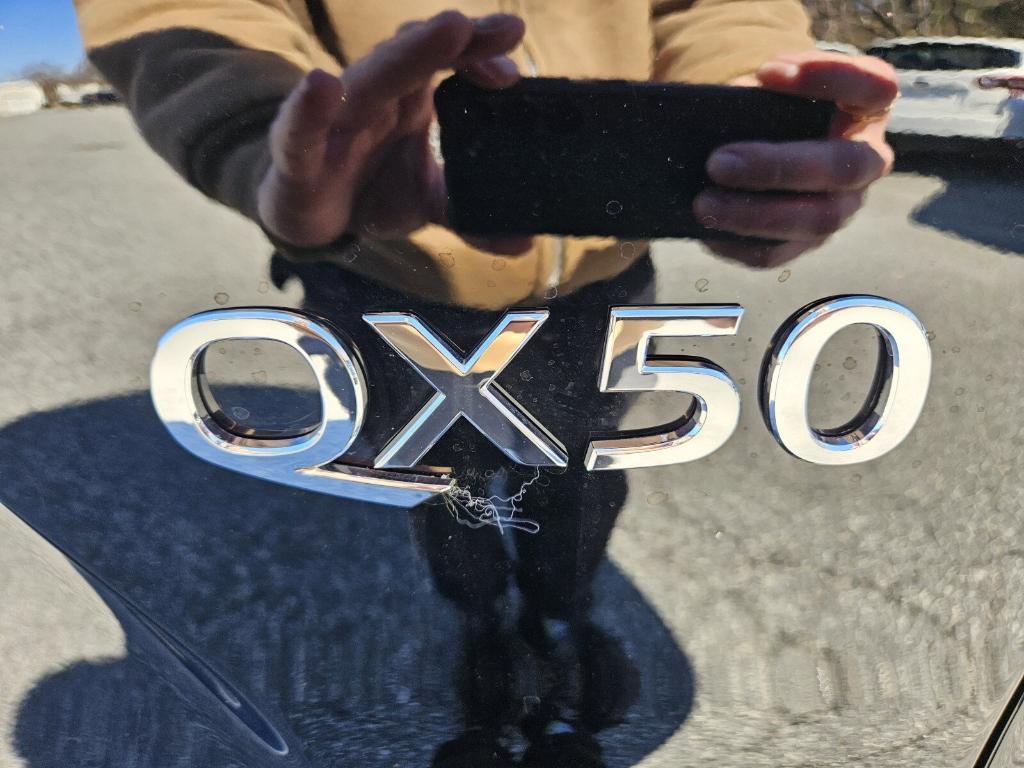 new 2025 INFINITI QX50 car, priced at $47,402