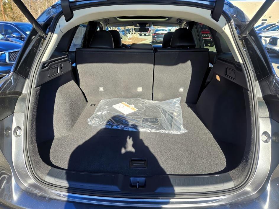 new 2025 INFINITI QX50 car, priced at $47,402