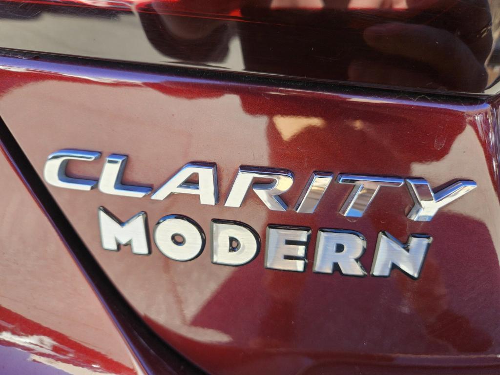 used 2018 Honda Clarity Plug-In Hybrid car, priced at $16,999