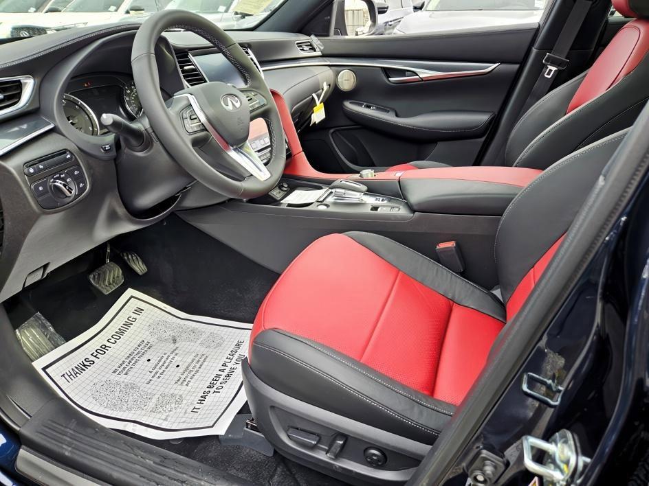 new 2025 INFINITI QX50 car, priced at $51,242