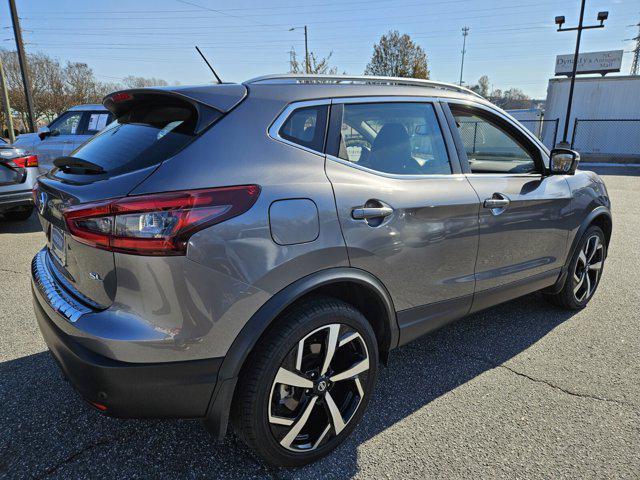 used 2022 Nissan Rogue Sport car, priced at $21,999