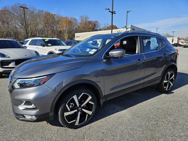 used 2022 Nissan Rogue Sport car, priced at $21,999