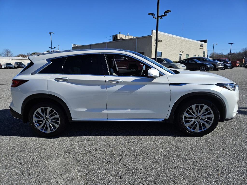 new 2025 INFINITI QX50 car, priced at $48,266
