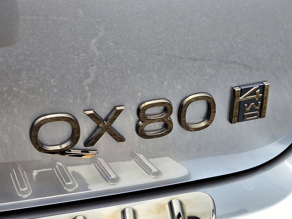 new 2025 INFINITI QX80 car, priced at $116,255
