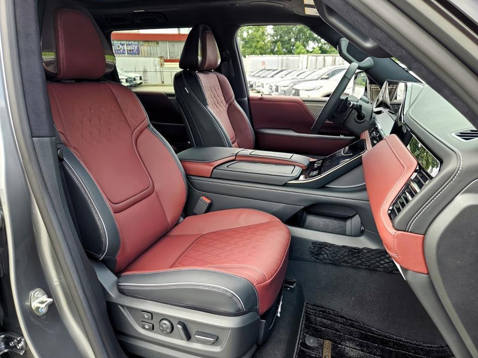 new 2025 INFINITI QX80 car, priced at $116,255