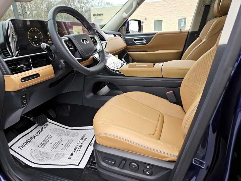 new 2025 INFINITI QX80 car, priced at $104,920