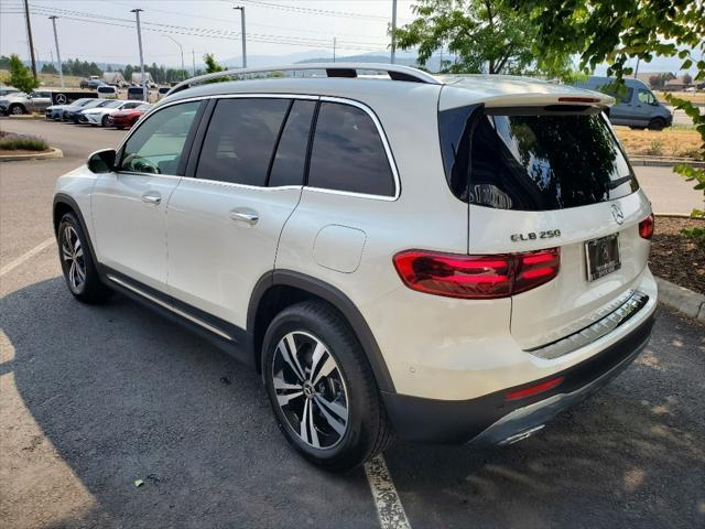 new 2025 Mercedes-Benz GLB 250 car, priced at $50,450