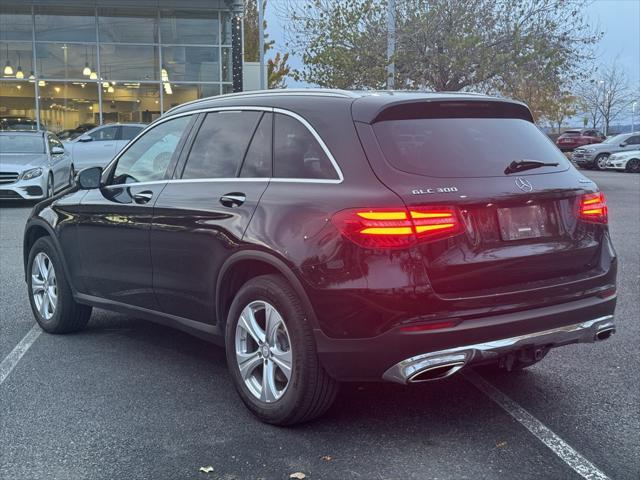 used 2017 Mercedes-Benz GLC 300 car