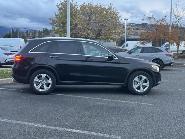 used 2017 Mercedes-Benz GLC 300 car