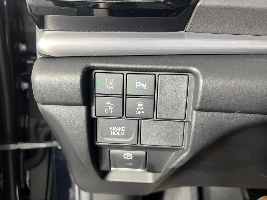 used 2021 Acura RDX car, priced at $33,767