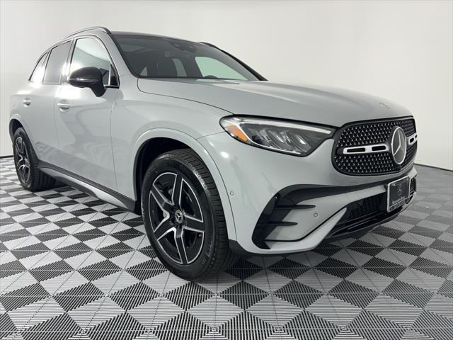 used 2025 Mercedes-Benz GLC 300 car
