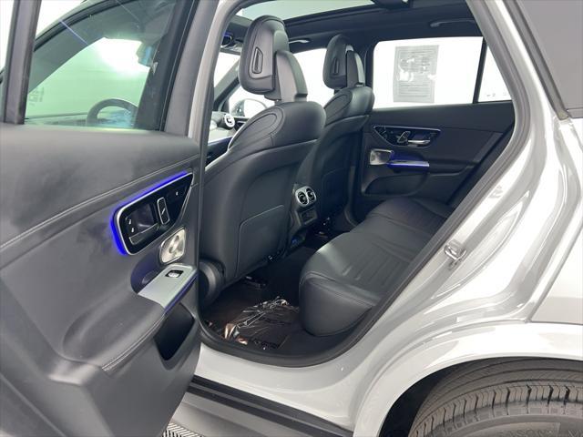 used 2025 Mercedes-Benz GLC 300 car