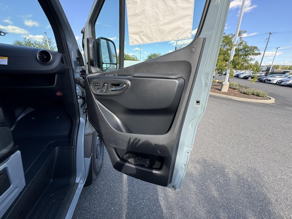 used 2024 Mercedes-Benz Sprinter 2500 car, priced at $54,997