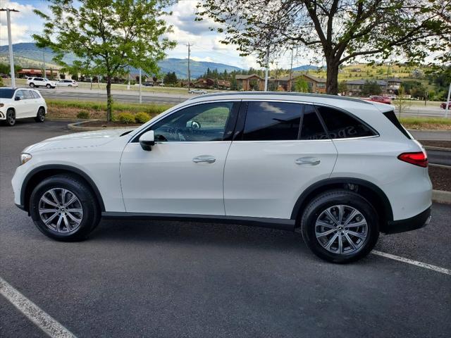 new 2024 Mercedes-Benz GLC 300 car, priced at $50,985