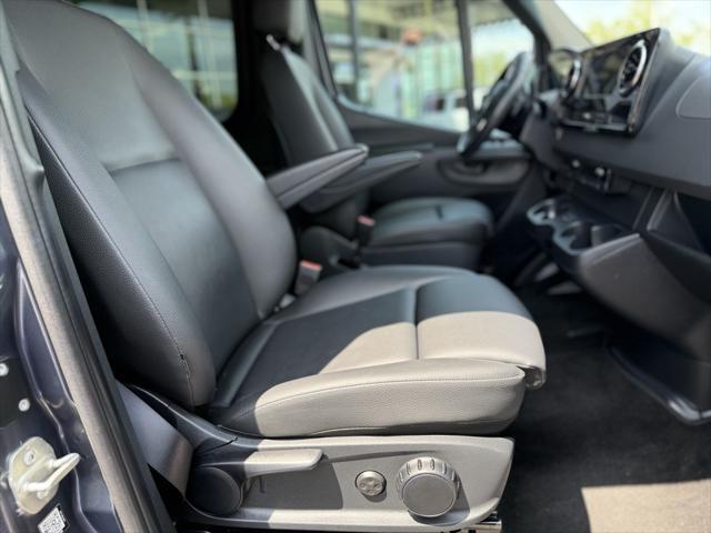 used 2022 Mercedes-Benz Sprinter 2500 car