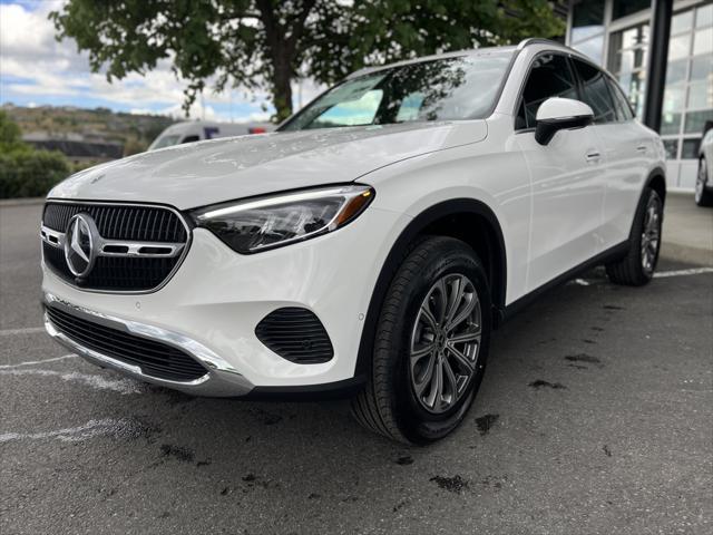 new 2024 Mercedes-Benz GLC 300 car, priced at $50,985