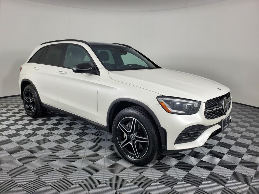 used 2020 Mercedes-Benz GLC 300 car, priced at $26,996