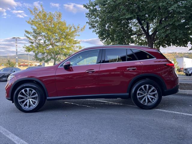 new 2024 Mercedes-Benz GLC 300 car, priced at $59,985