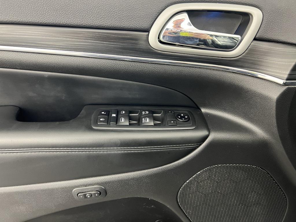 used 2021 Jeep Grand Cherokee car, priced at $26,991