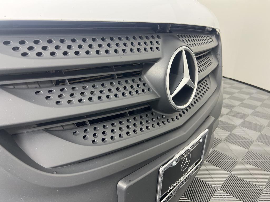 used 2022 Mercedes-Benz Metris car, priced at $27,906