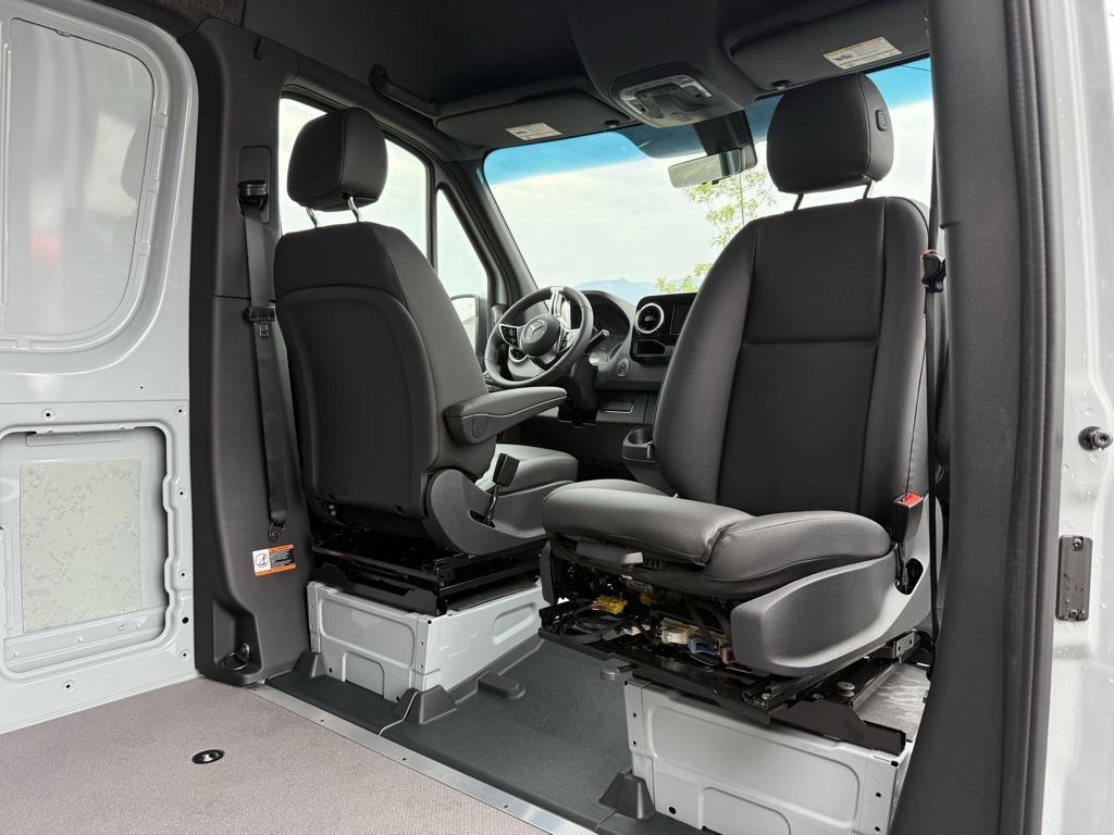new 2025 Mercedes-Benz Sprinter 2500 car, priced at $80,612