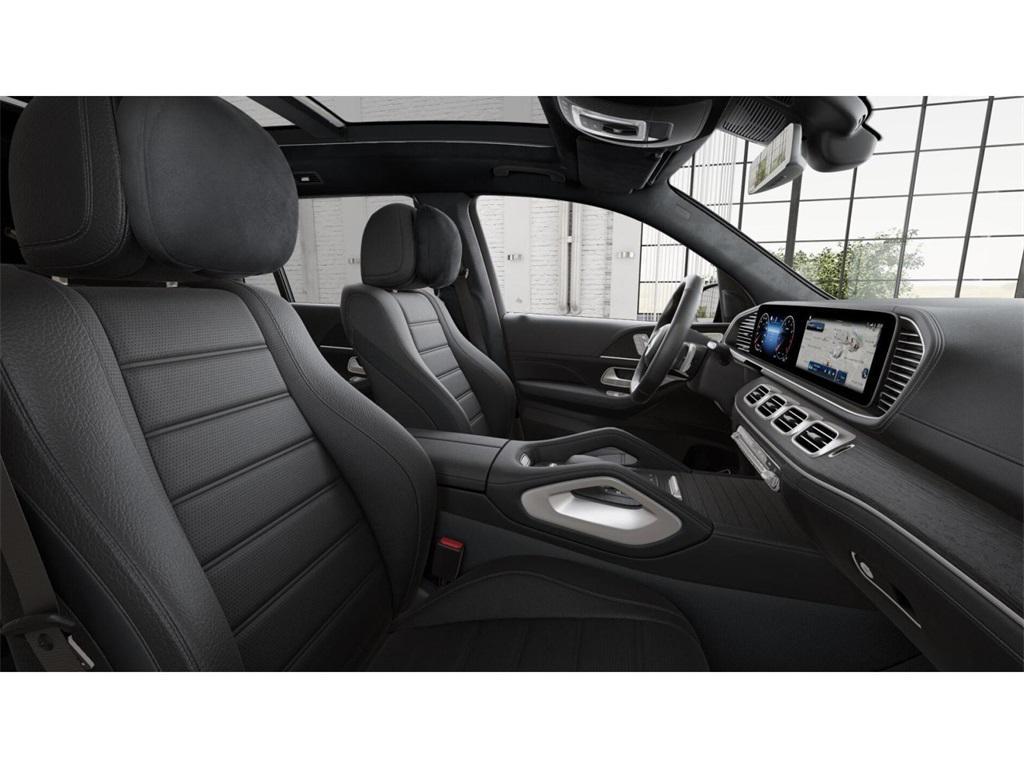 new 2025 Mercedes-Benz GLS 580 car, priced at $127,910