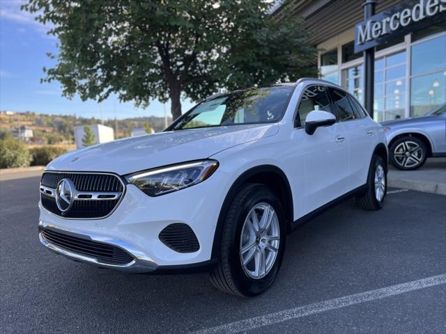 new 2025 Mercedes-Benz GLC 300 car, priced at $54,250