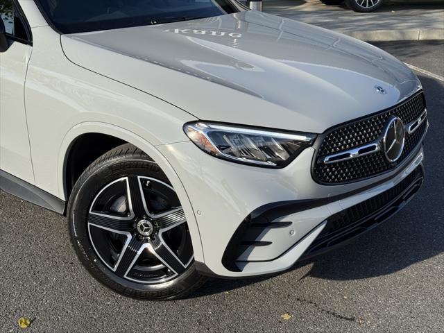 new 2025 Mercedes-Benz GLC 300 car, priced at $66,745