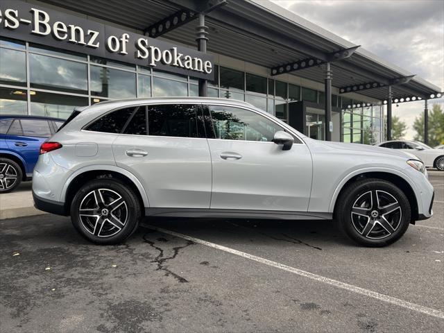 new 2024 Mercedes-Benz GLC 300 car, priced at $63,455