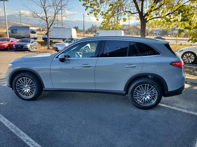 new 2025 Mercedes-Benz GLC 300 car, priced at $62,155