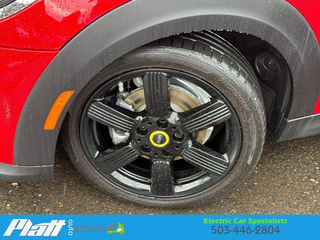 used 2024 MINI Hardtop car, priced at $22,880