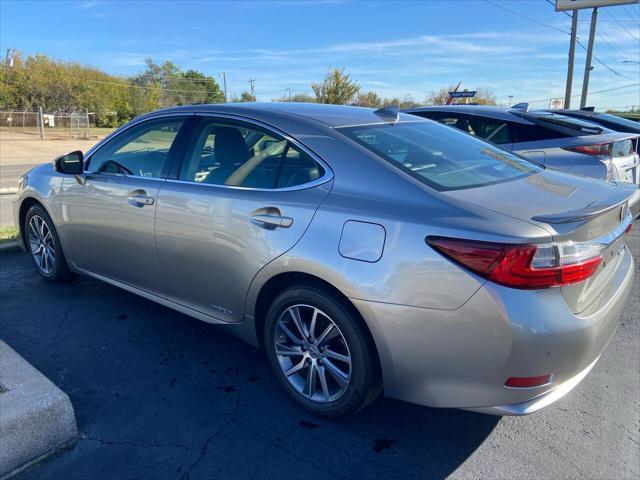 used 2016 Lexus ES 300h car, priced at $21,950