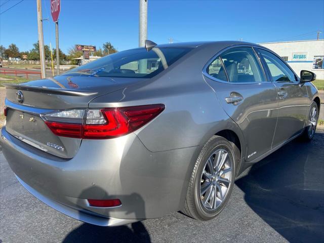 used 2016 Lexus ES 300h car, priced at $21,950