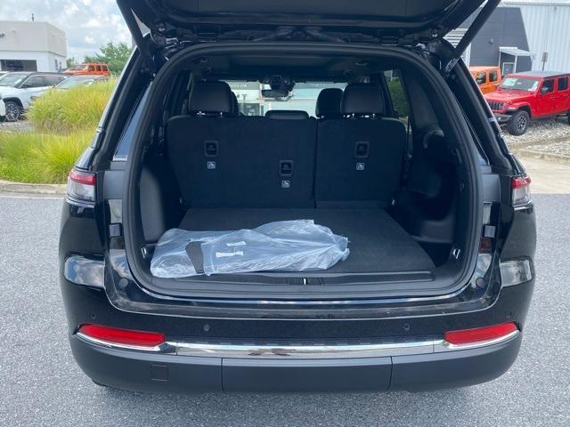 new 2025 Jeep Grand Cherokee car, priced at $41,500