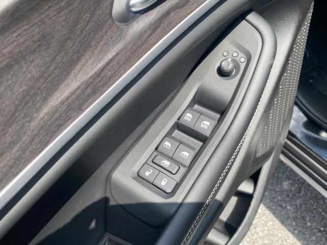 new 2025 Jeep Grand Cherokee car, priced at $41,500