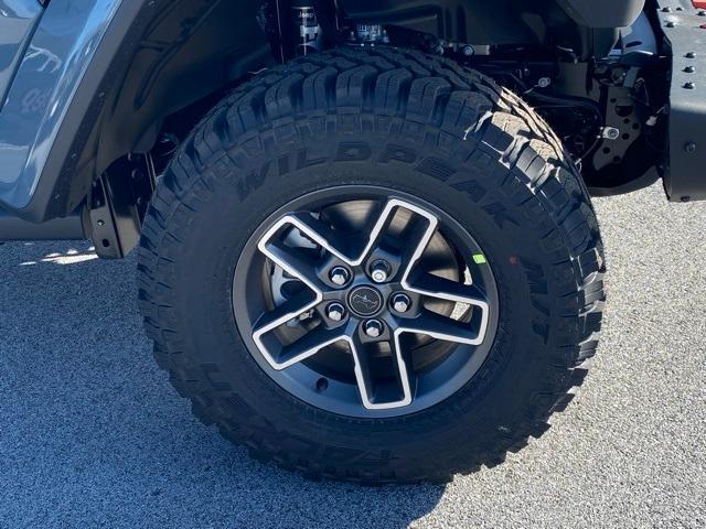 new 2026 Jeep Gladiator car, priced at $60,000