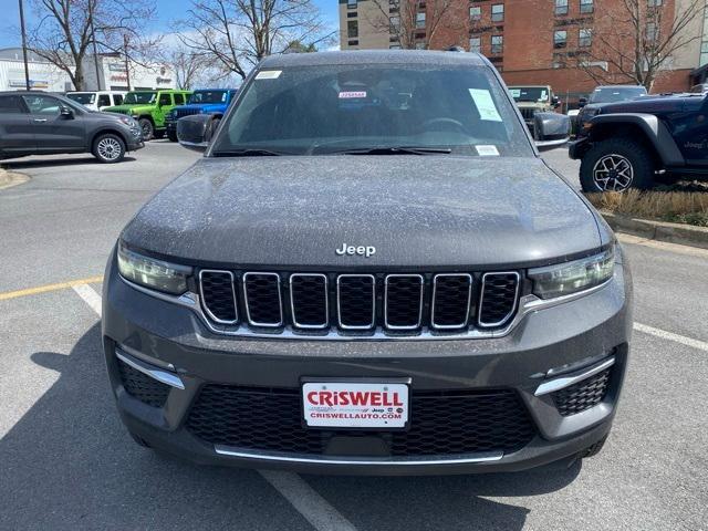 new 2025 Jeep Grand Cherokee car, priced at $42,500