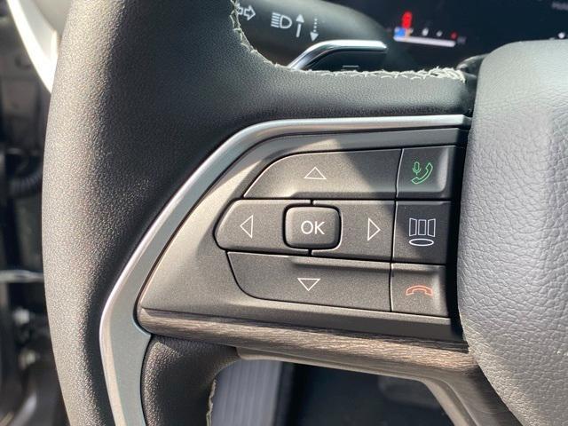new 2025 Jeep Grand Cherokee car, priced at $42,500
